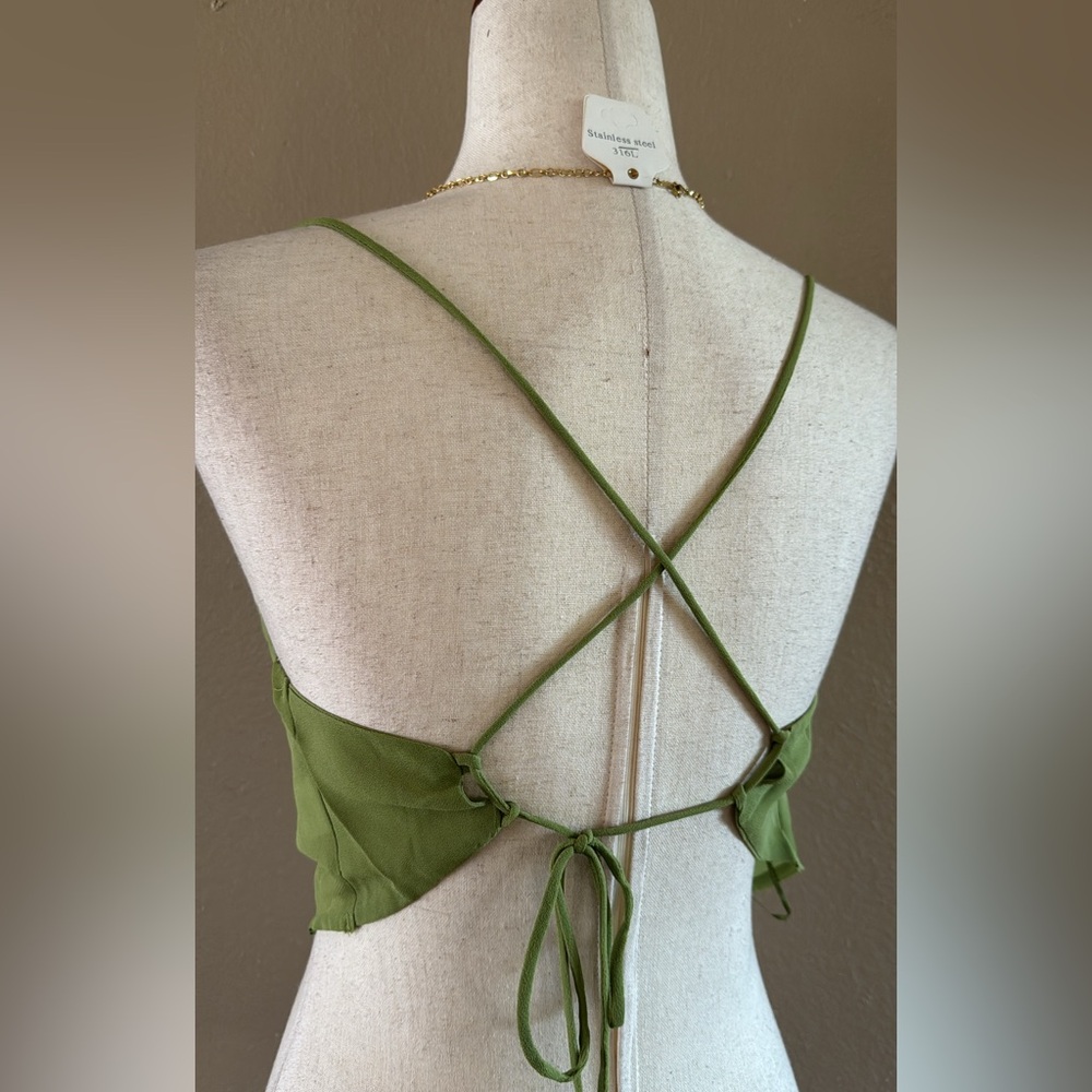 Chic Lime Green Sheer Blouse Set - Picture 11 of 14